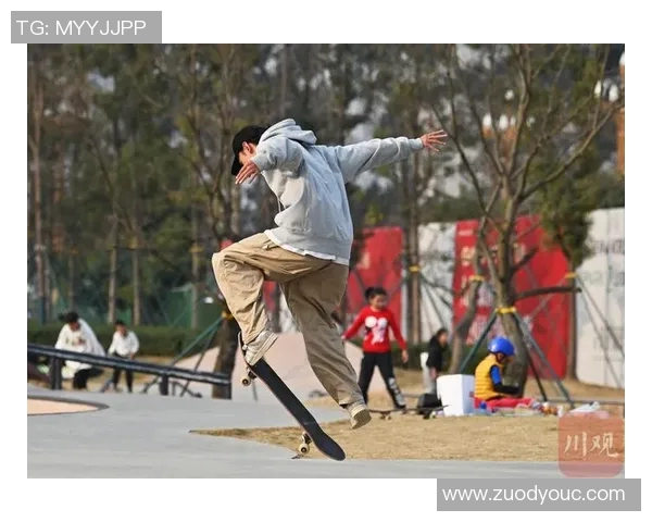 吴军亲授滑板技巧与心得分享助你轻松掌握滑板运动的乐趣与挑战 吴军亲授滑板技巧与心得分享助你轻松掌握滑板运动的乐趣与挑战