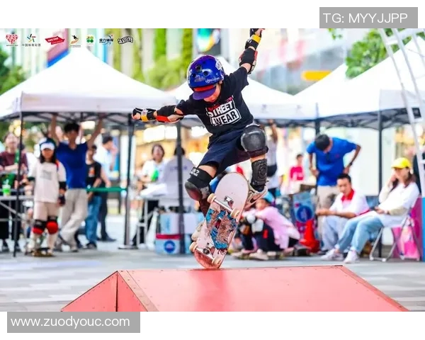 深圳极限运动队在滑板精英赛中以52分领先其他队伍展现强大实力