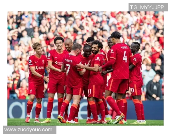 利物浦与巴萨激战回顾球迷热议经典对决与战术较量