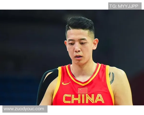 周鹏的篮球传奇之路:从青涩少年到国家队核心的成长历程与奋斗精神 周鹏的篮球传奇之路:从青涩少年到国家队核心的成长历程与奋斗精神