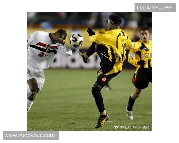 希拉尔与伊蒂哈德吉达的巅峰对决展现足球魅力与激情的较量