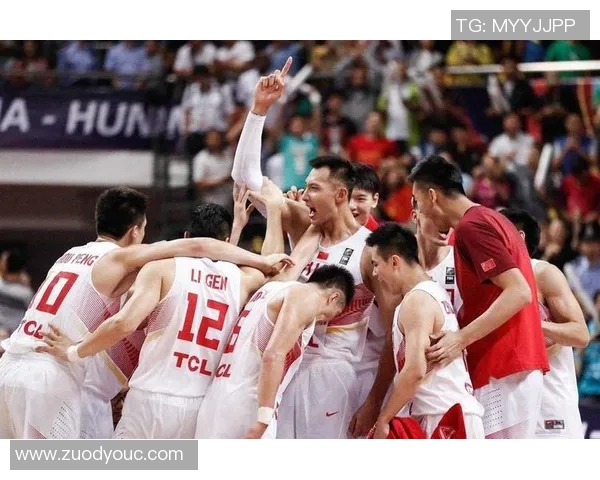 巴塞罗那与布拉格激战正酣比分悬念引发球迷热议