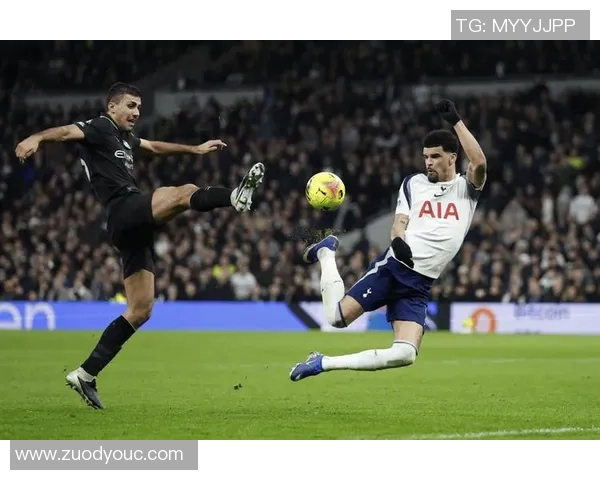 曼联与热刺实力对比分析谁能在英超赛场占据优势