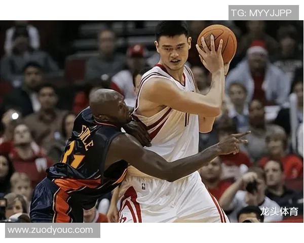 火箭队对阵湖人队姚明精彩回放重温经典对决瞬间