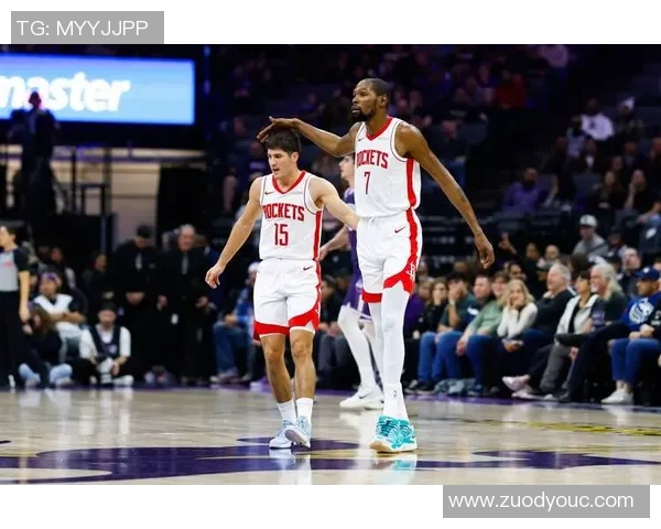 2016年12月火箭队与骑士队激战回顾：精彩瞬间与赛场亮点全解析