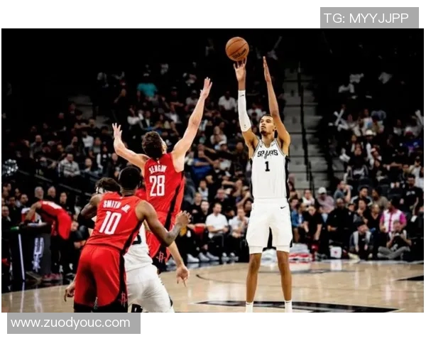 2018年12月30日马刺与快船激战回顾精彩瞬间与关键时刻分析