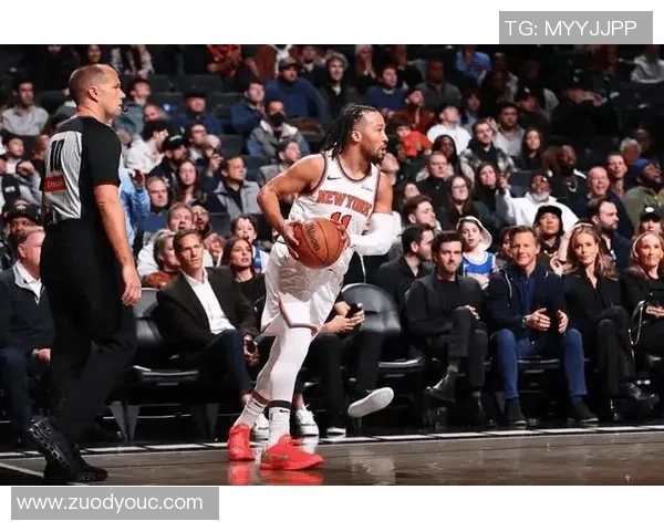 2019年热火与尼克斯激战回顾:篮球场上的激情与对抗 2019年热火与尼克斯激战回顾:篮球场上的激情与对抗