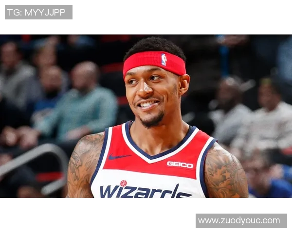 布鲁克洛佩斯：从NBA巨星到篮球战术的核心力量分析